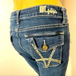 Kut from the Kloth Bootcut Jeans – Embroidered Button Pockets – Size 4